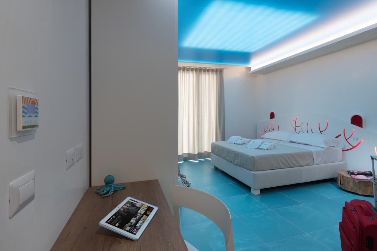 Isule Rooms & Breakfast 圣维托罗卡波 外观 照片